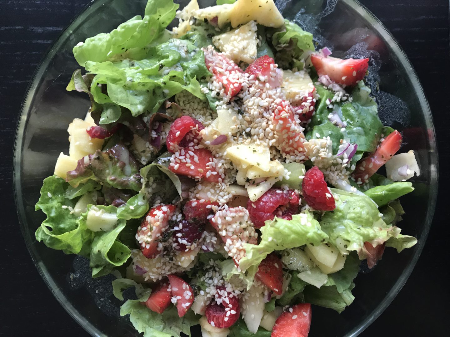 NUTRITION – Sommersalat mit Obst